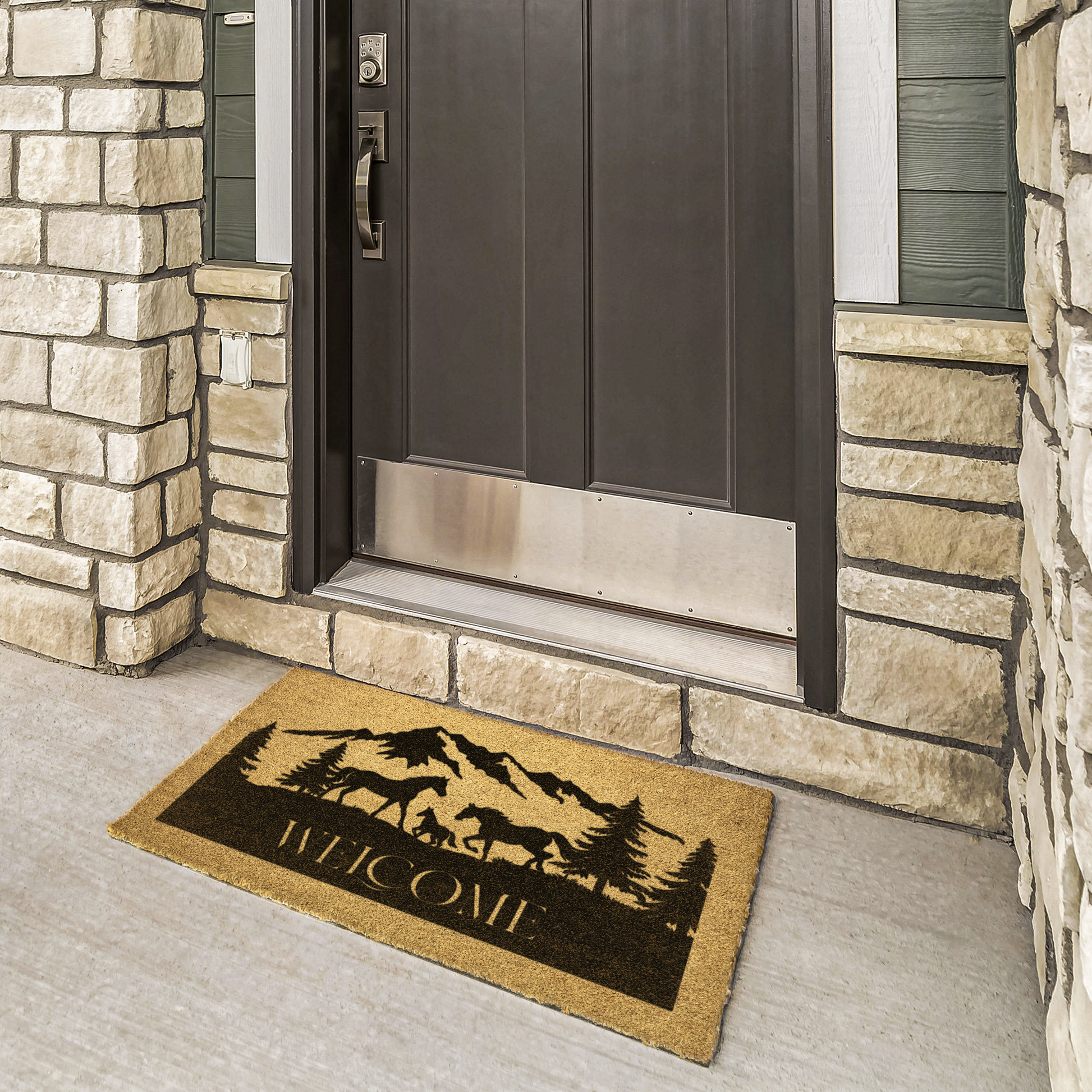 Doormat_1_Outdoor_Mat_Lifestyle_02_Mockup.png